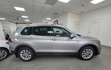 Volkswagen Tiguan II, 2018 год, 1 799 000 рублей, 4 фотография