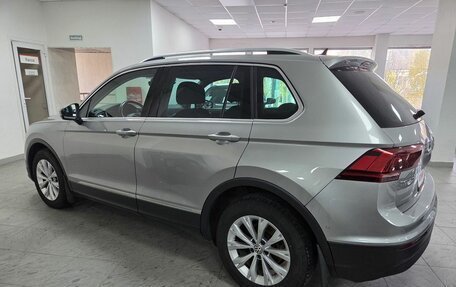 Volkswagen Tiguan II, 2018 год, 1 799 000 рублей, 7 фотография