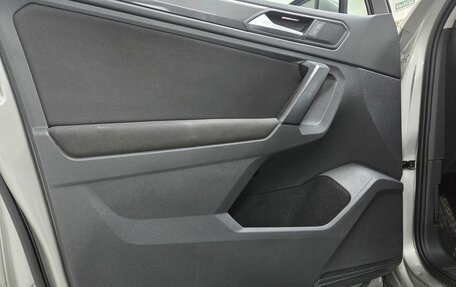 Volkswagen Tiguan II, 2018 год, 1 799 000 рублей, 12 фотография