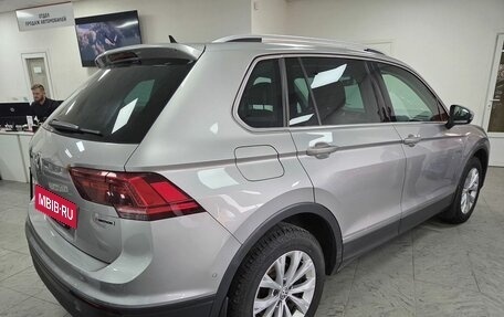 Volkswagen Tiguan II, 2018 год, 1 799 000 рублей, 6 фотография