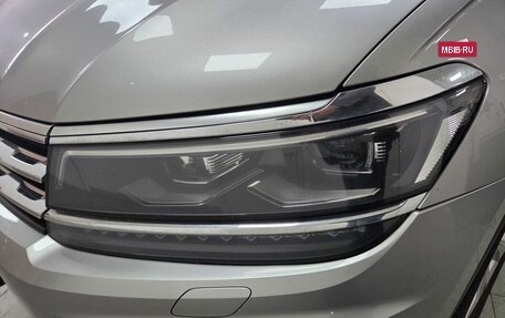 Volkswagen Tiguan II, 2018 год, 1 799 000 рублей, 13 фотография