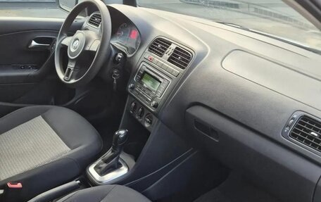 Volkswagen Polo VI (EU Market), 2014 год, 740 000 рублей, 11 фотография