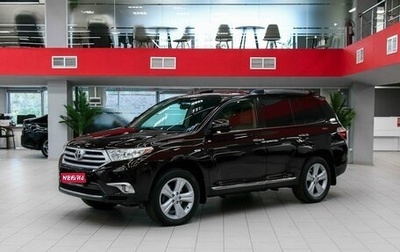 Toyota Highlander III, 2012 год, 1 890 000 рублей, 1 фотография