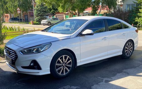 Hyundai Sonata VII, 2018 год, 1 250 000 рублей, 2 фотография