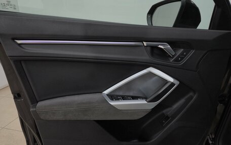 Audi Q3, 2020 год, 3 300 000 рублей, 10 фотография