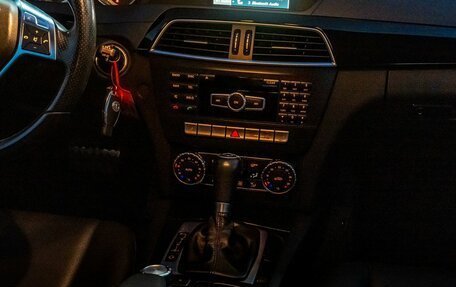 Mercedes-Benz C-Класс, 2013 год, 1 350 000 рублей, 30 фотография