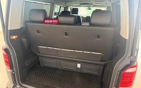 Volkswagen Multivan T6 рестайлинг, 2018 год, 3 990 000 рублей, 9 фотография