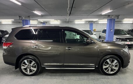 Nissan Pathfinder, 2016 год, 1 895 000 рублей, 4 фотография