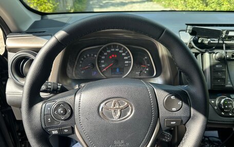 Toyota RAV4, 2014 год, 1 850 000 рублей, 4 фотография