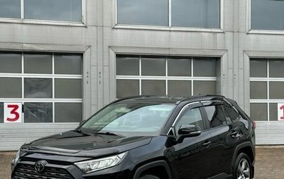 Toyota RAV4, 2021 год, 3 600 000 рублей, 1 фотография