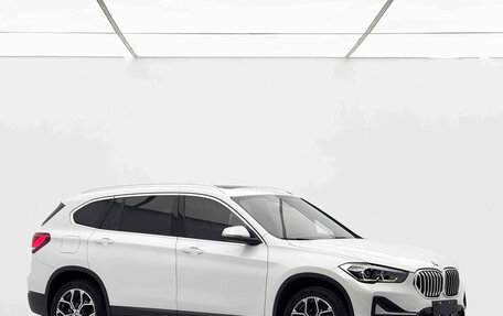 BMW X1, 2022 год, 1 810 000 рублей, 3 фотография