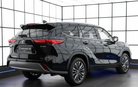 Toyota Highlander, 2026 год, 5 490 000 рублей, 4 фотография