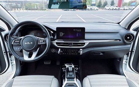 KIA K3, 2023 год, 1 240 000 рублей, 7 фотография