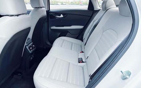 KIA K3, 2023 год, 1 240 000 рублей, 15 фотография