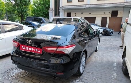 Toyota Camry, 2020 год, 2 200 000 рублей, 6 фотография