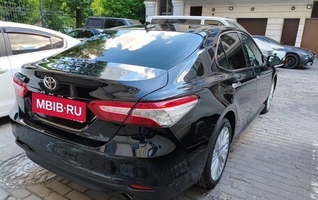 Toyota Camry, 2020 год, 2 200 000 рублей, 7 фотография
