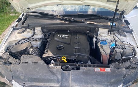 Audi A4, 2010 год, 950 000 рублей, 3 фотография