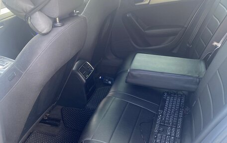 Audi A4, 2010 год, 950 000 рублей, 16 фотография