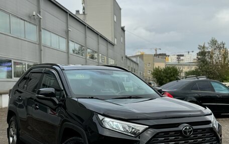 Toyota RAV4, 2021 год, 3 600 000 рублей, 3 фотография