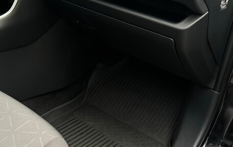 Toyota RAV4, 2021 год, 3 600 000 рублей, 16 фотография