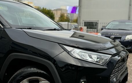 Toyota RAV4, 2021 год, 3 600 000 рублей, 10 фотография