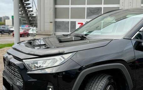 Toyota RAV4, 2021 год, 3 600 000 рублей, 8 фотография