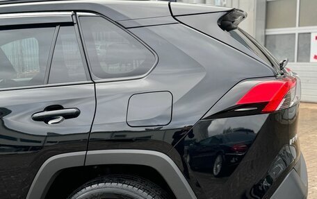 Toyota RAV4, 2021 год, 3 600 000 рублей, 6 фотография