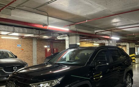 Toyota RAV4, 2021 год, 3 600 000 рублей, 40 фотография