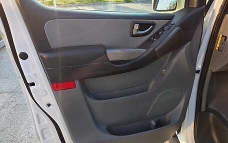 Hyundai Grand Starex Grand Starex I рестайлинг 2, 2019 год, 3 470 000 рублей, 3 фотография