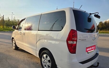 Hyundai Grand Starex Grand Starex I рестайлинг 2, 2019 год, 3 470 000 рублей, 8 фотография