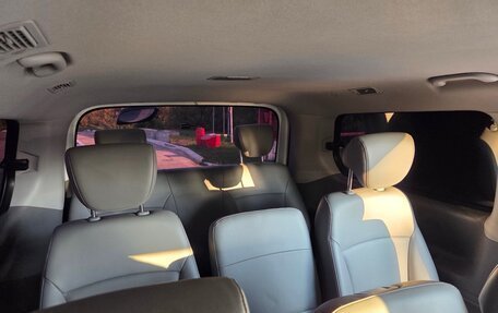 Hyundai Grand Starex Grand Starex I рестайлинг 2, 2019 год, 3 470 000 рублей, 33 фотография