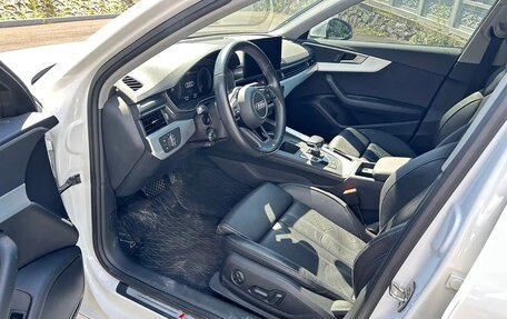 Audi A4, 2022 год, 2 214 000 рублей, 13 фотография