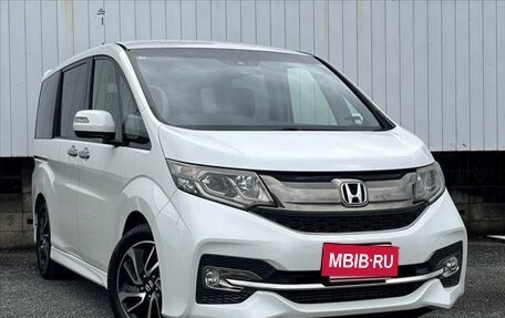 Honda Stepwgn IV, 2017 год, 1 500 000 рублей, 4 фотография