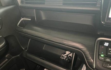 Honda Stepwgn IV, 2017 год, 1 500 000 рублей, 27 фотография