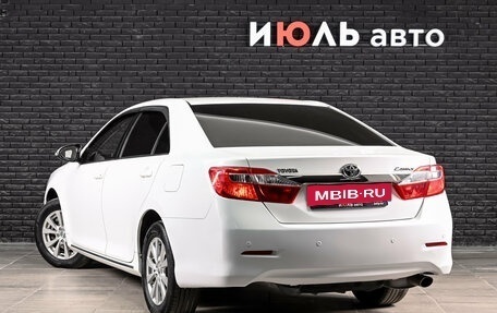 Toyota Camry, 2014 год, 1 430 000 рублей, 7 фотография