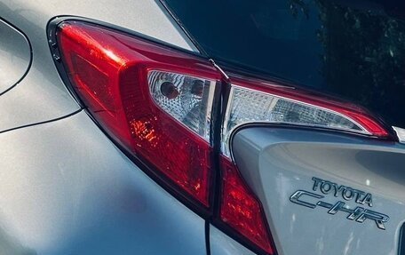 Toyota C-HR I рестайлинг, 2019 год, 1 950 000 рублей, 8 фотография