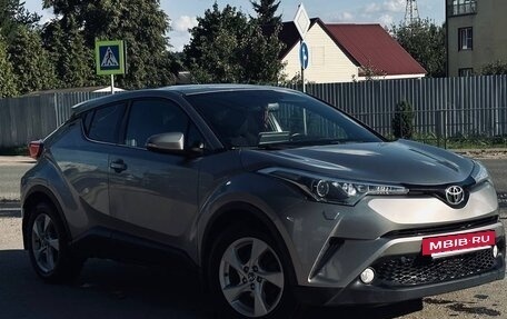 Toyota C-HR I рестайлинг, 2019 год, 1 950 000 рублей, 6 фотография