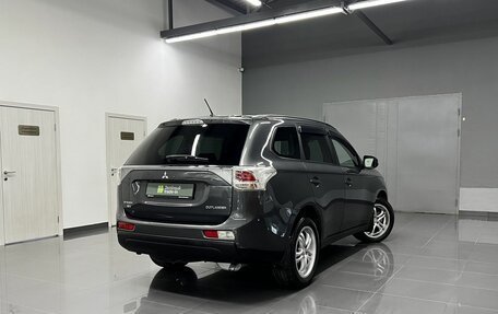 Mitsubishi Outlander III рестайлинг 3, 2012 год, 1 525 000 рублей, 2 фотография