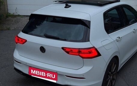 Volkswagen Golf VIII, 2023 год, 2 050 000 рублей, 3 фотография