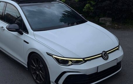 Volkswagen Golf VIII, 2023 год, 2 050 000 рублей, 4 фотография