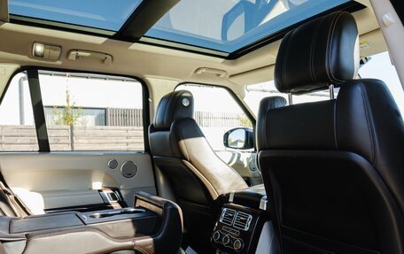 Land Rover Range Rover IV рестайлинг, 2013 год, 3 550 000 рублей, 23 фотография