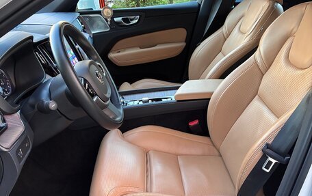 Volvo XC60 II, 2021 год, 5 100 000 рублей, 12 фотография