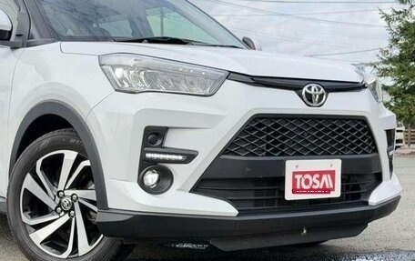 Toyota Raize I, 2023 год, 1 250 000 рублей, 9 фотография