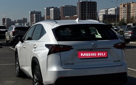 Lexus NX I, 2015 год, 2 750 000 рублей, 3 фотография
