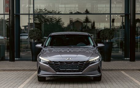 Hyundai Elantra, 2021 год, 1 675 000 рублей, 2 фотография