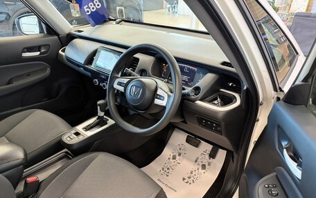 Honda Fit, 2022 год, 1 379 000 рублей, 10 фотография