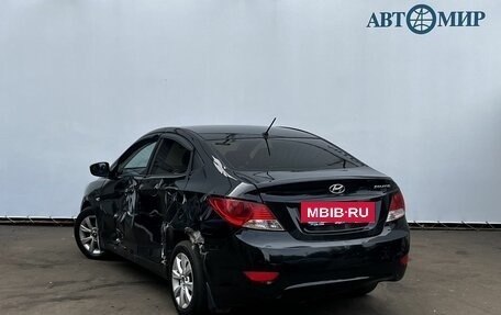 Hyundai Solaris II рестайлинг, 2012 год, 500 000 рублей, 7 фотография