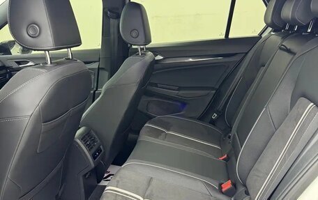 Volkswagen Golf VIII, 2023 год, 1 600 000 рублей, 7 фотография