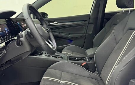 Volkswagen Golf VIII, 2023 год, 1 600 000 рублей, 8 фотография