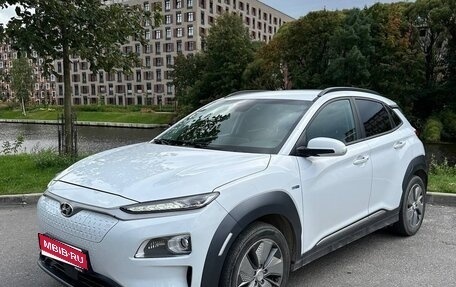 Hyundai Kona I, 2019 год, 2 520 000 рублей, 1 фотография